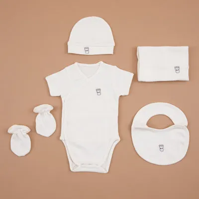 ESSENTIAL NEW BORN PACK