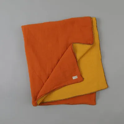 CUDDLE BLANKET